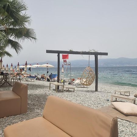 Ferienwohnung Loft Magna Grecia Reggio Calabria Centro Storico A 3 Minuti A Piedi Dal Mare Exterior foto