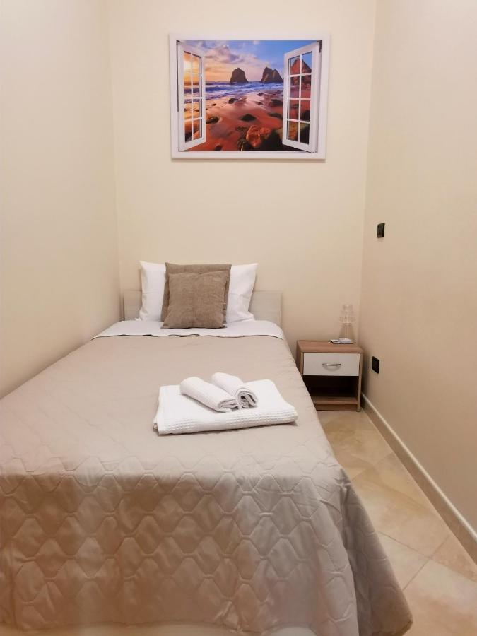 Ferienwohnung Loft Magna Grecia Reggio Calabria Centro Storico A 3 Minuti A Piedi Dal Mare Exterior foto