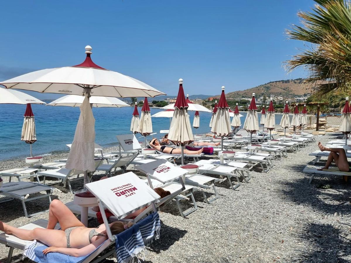 Ferienwohnung Loft Magna Grecia Reggio Calabria Centro Storico A 3 Minuti A Piedi Dal Mare Exterior foto
