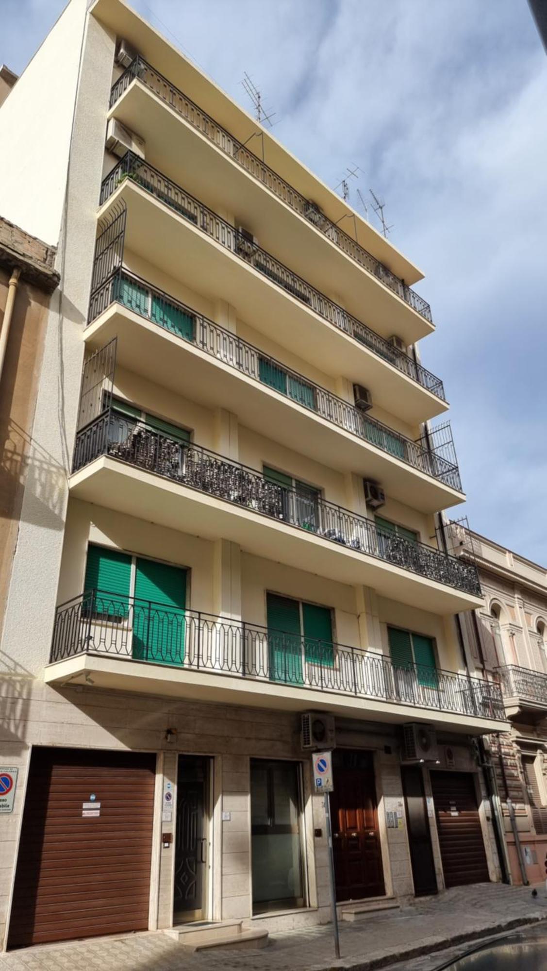 Ferienwohnung Loft Magna Grecia Reggio Calabria Centro Storico A 3 Minuti A Piedi Dal Mare Exterior foto