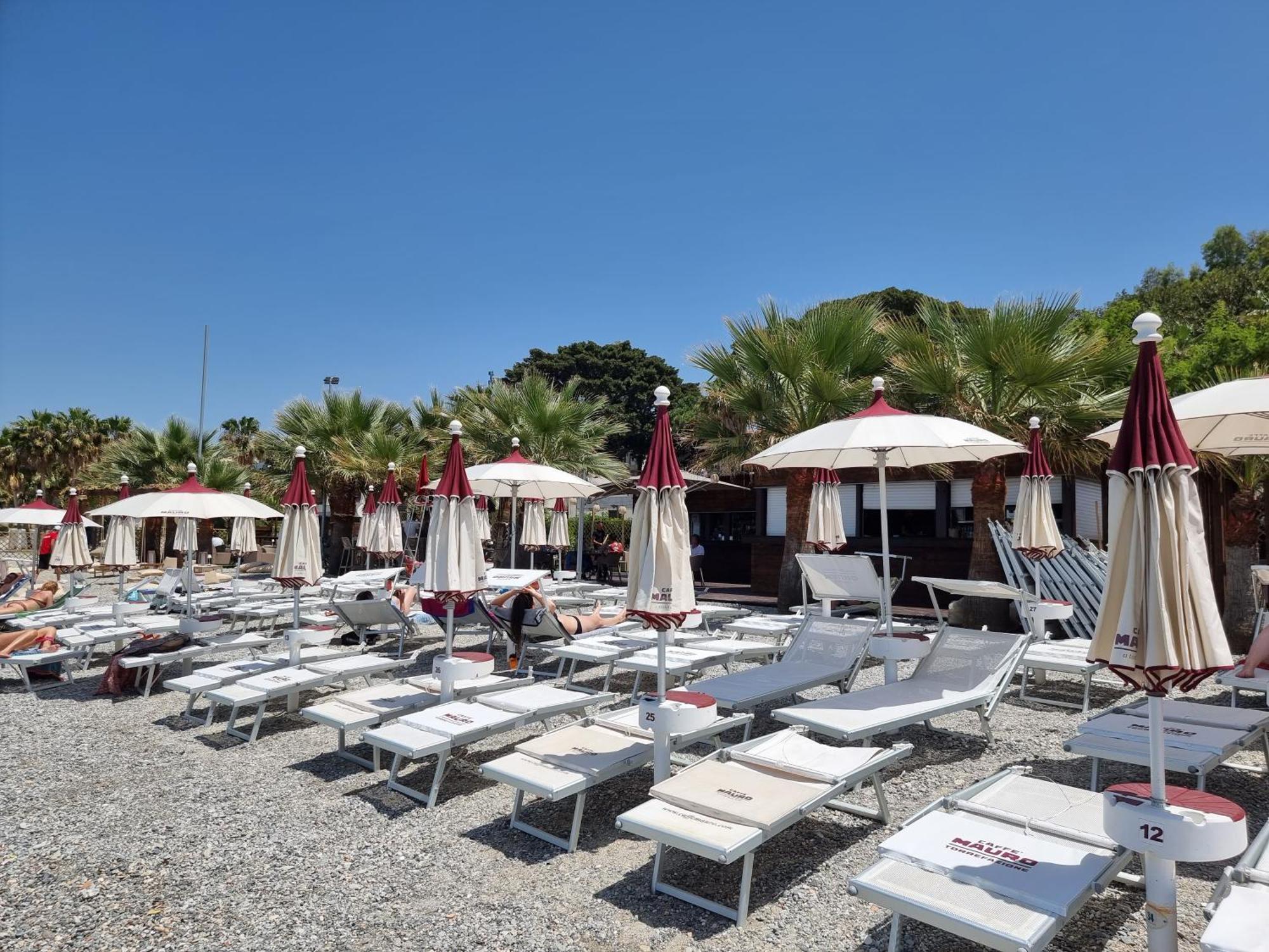 Ferienwohnung Loft Magna Grecia Reggio Calabria Centro Storico A 3 Minuti A Piedi Dal Mare Exterior foto